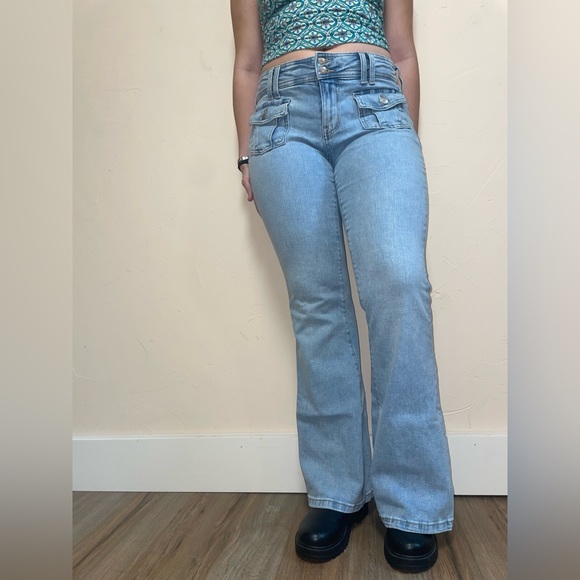 Light-Wash Flare Low-Rise Jeans - Picture 1 of 2